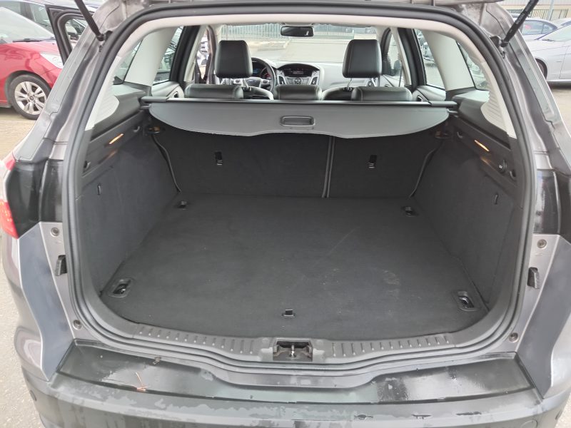 FORD FOCUS III  2011