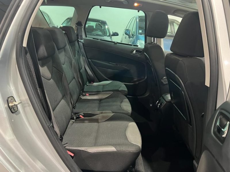 PEUGEOT 308 SW I 2012