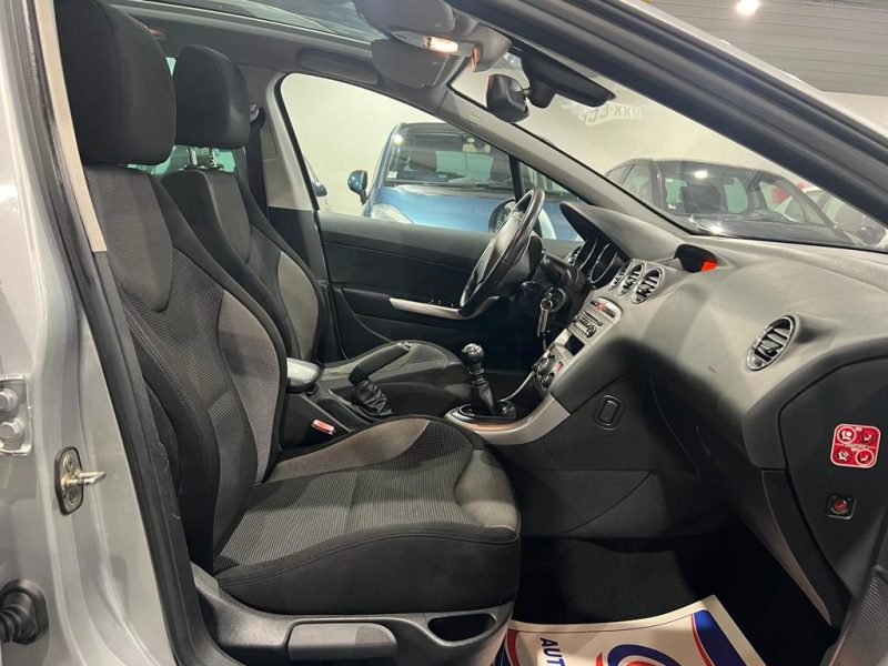 PEUGEOT 308 SW I 2012