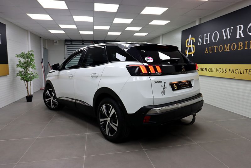 PEUGEOT 3008 SUV 2017