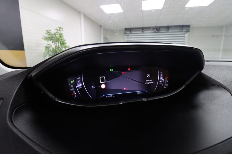 PEUGEOT 3008 SUV 2017