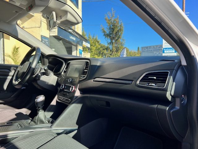 Renault Mégane IV Berline TCe 130 LIMITED