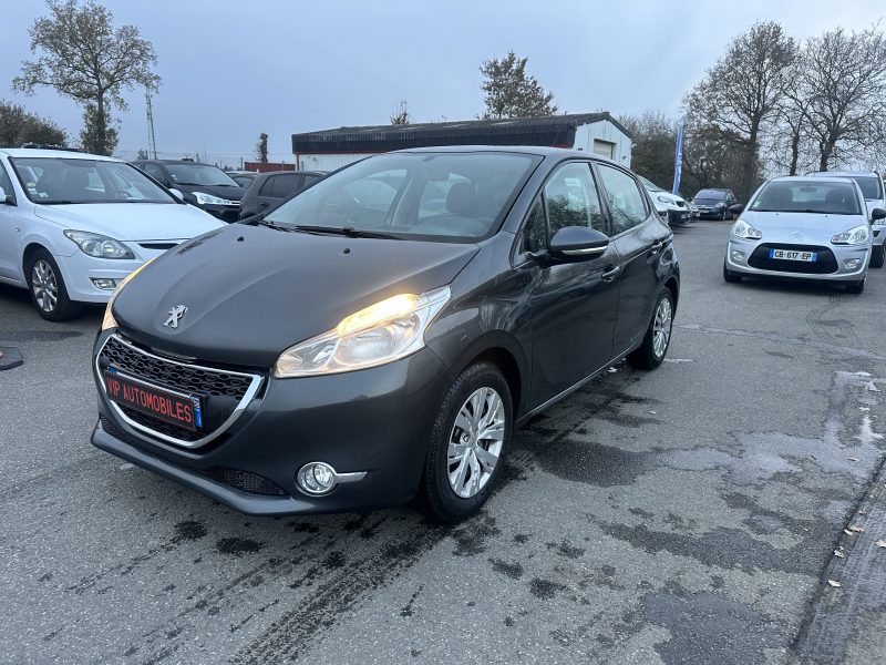 PEUGEOT 208 I 2015