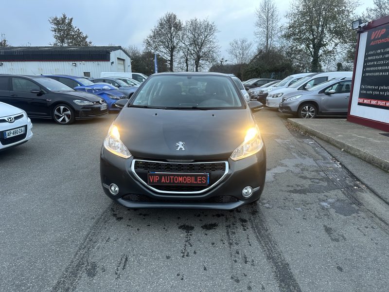 PEUGEOT 208 I 2015