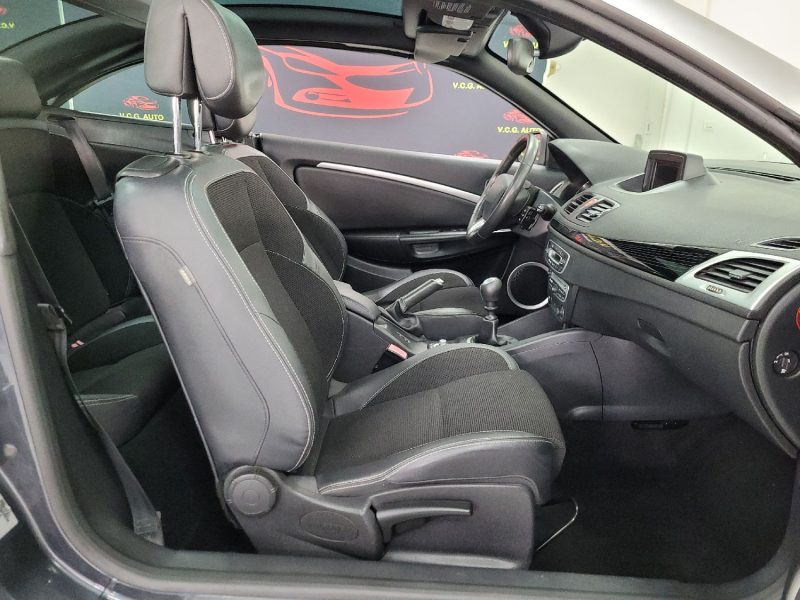 RENAULT MEGANE CC 1.5 dCi 110 Privilege