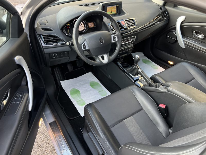 RENAULT MEGANE III COUPE BOSE 1.4 TCE 130 GPS BLUETOOTH / REPROGRAMMEE ETHANOL - GARANTIE 1 AN