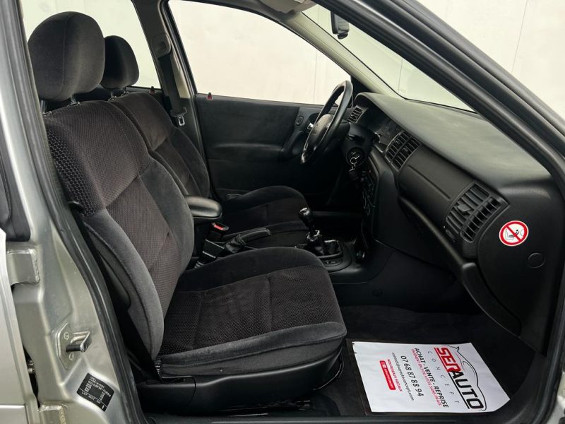 OPEL VECTRA B 2000