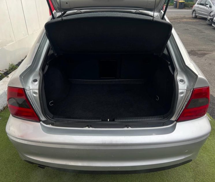 OPEL VECTRA B 2000