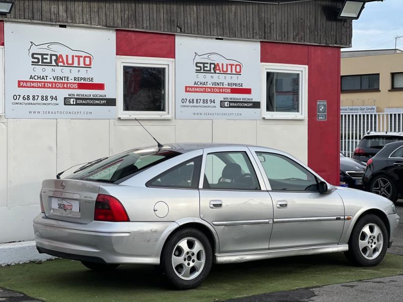 OPEL VECTRA B 2000