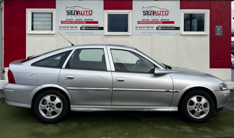 OPEL VECTRA B 2000