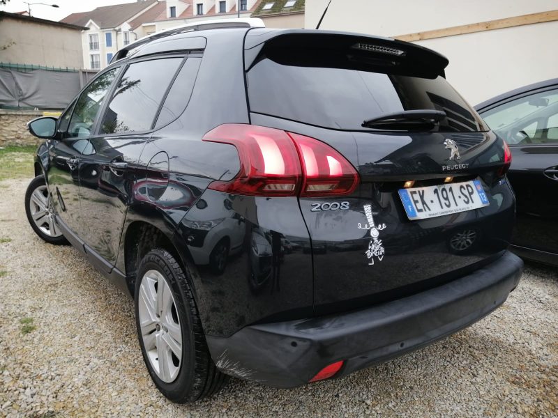 PEUGEOT 2008 Style 1.2 PureTech 110ch S&S BVM5