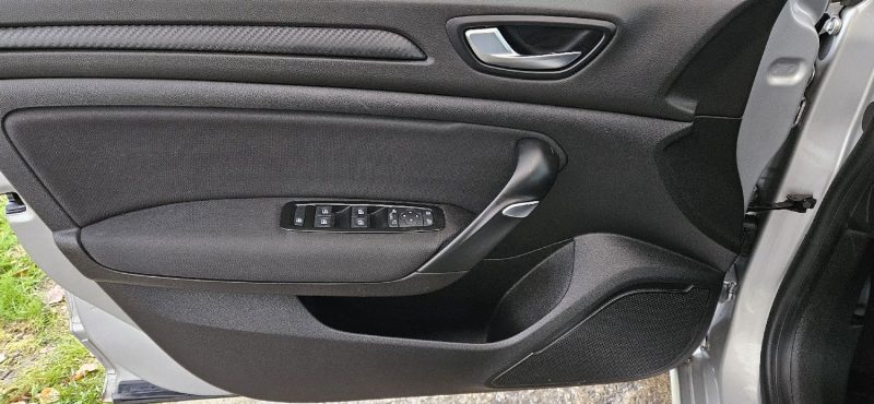 RENAULT MEGANE IV BUSINESS 