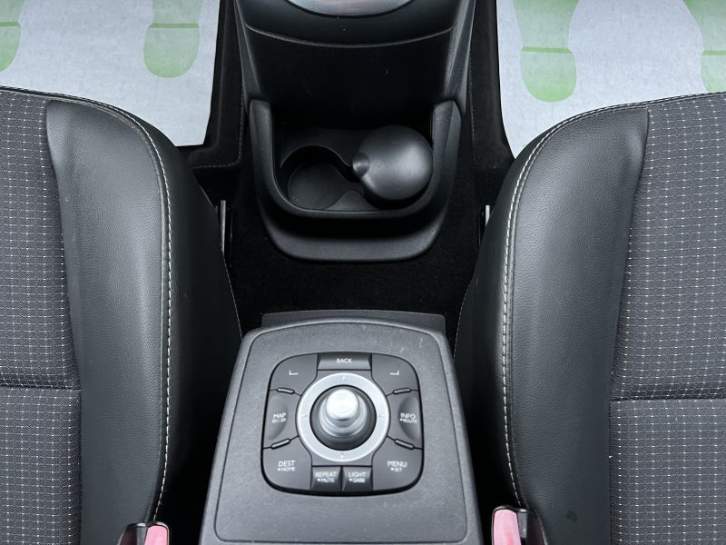 RENAULT SCENIC III PHASE 2 FINITION BOSE 1.6 DCI 130 Cv 1ERE MAIN / 71 400 Kms - GARANTIE 1 AN