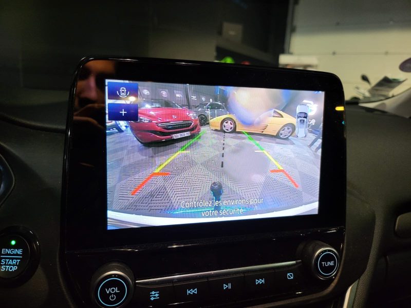 1.0 Flexifuel 125 cv / TITANIUM / TOIT OUVRANT / CARMERA AR / PARK ASSIST