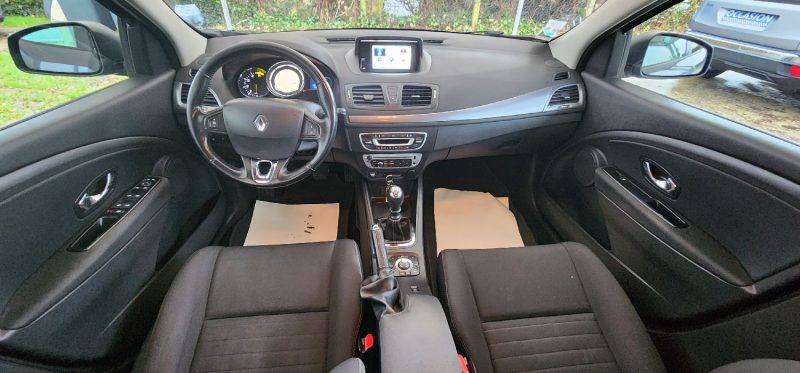 RENAULT MEGANE III  1.5 DCI 110CH  LEMITED EDITON 