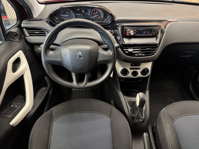 PEUGEOT 208 I 2015