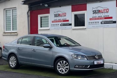 VOLKSWAGEN PASSAT B7 2012