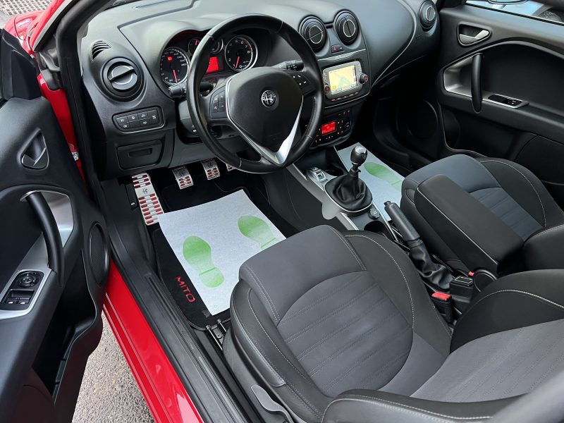 ALFA ROMEO MITO Finition IMOLA 0.9 TWIN AIR TURBO 105 Cv GPS BLUETOOTH / PACK SPORT - GARANTIE 1 AN 