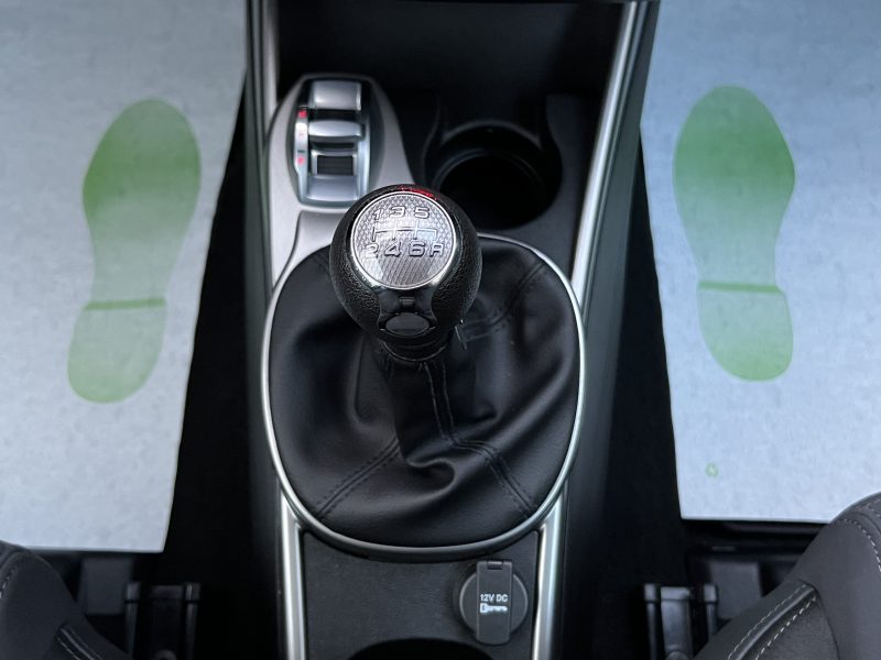 ALFA ROMEO MITO Finition IMOLA 0.9 TWIN AIR TURBO 105 Cv GPS BLUETOOTH / PACK SPORT - GARANTIE 1 AN 