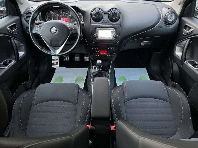 ALFA ROMEO MITO Finition IMOLA 0.9 TWIN AIR TURBO 105 Cv GPS BLUETOOTH / PACK SPORT - GARANTIE 1 AN 