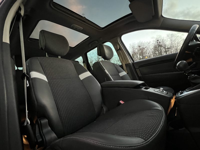 RENAULT GRAND SCENIC 3 III BOSE 1.9 DCI 130 Cv 7 PLACES / TOIT PANORAMIQUE GPS BLUETOOTH - GARANTIE 