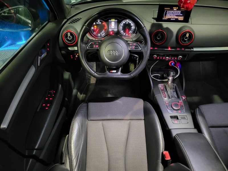 AUDI A3 SPORTBACK 2.0 TDI 150cv S-Line S-Tronic6 // TOIT OUVRANT/RADAR-AR/GPS/BLUETOOTH