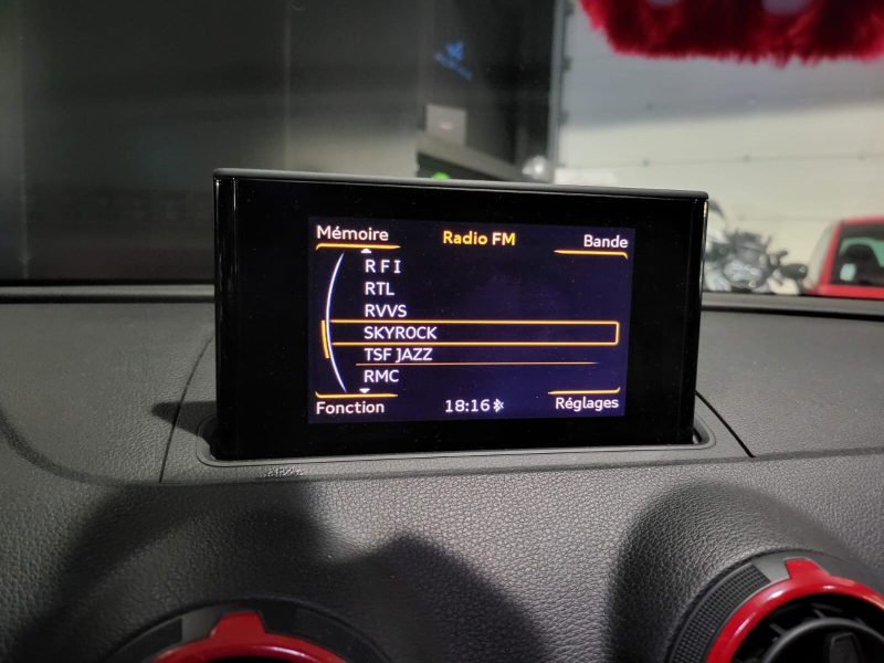 AUDI A3 SPORTBACK 2.0 TDI 150cv S-Line S-Tronic6 // TOIT OUVRANT/RADAR-AR/GPS/BLUETOOTH