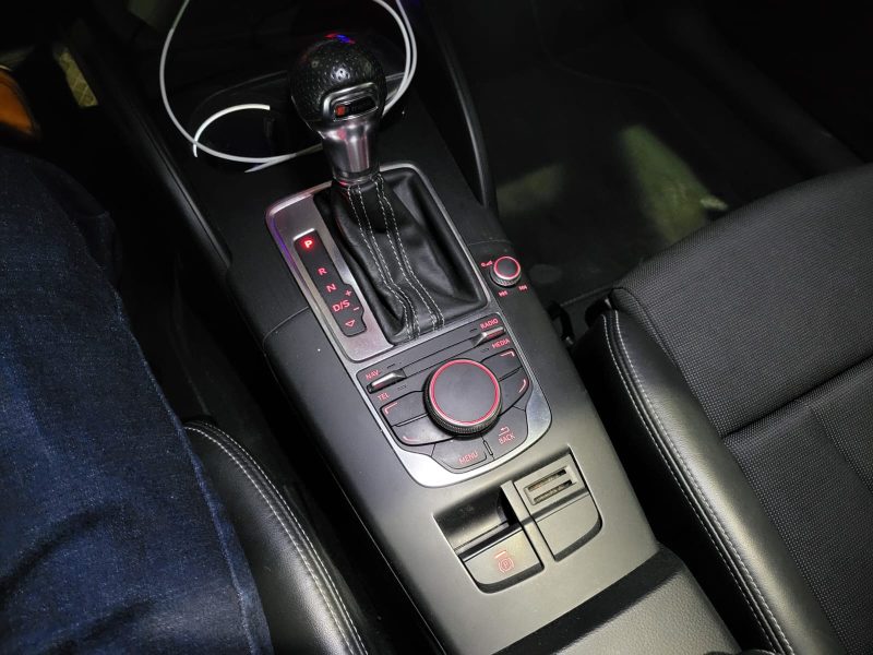 AUDI A3 SPORTBACK 2.0 TDI 150cv S-Line S-Tronic6 // TOIT OUVRANT/RADAR-AR/GPS/BLUETOOTH