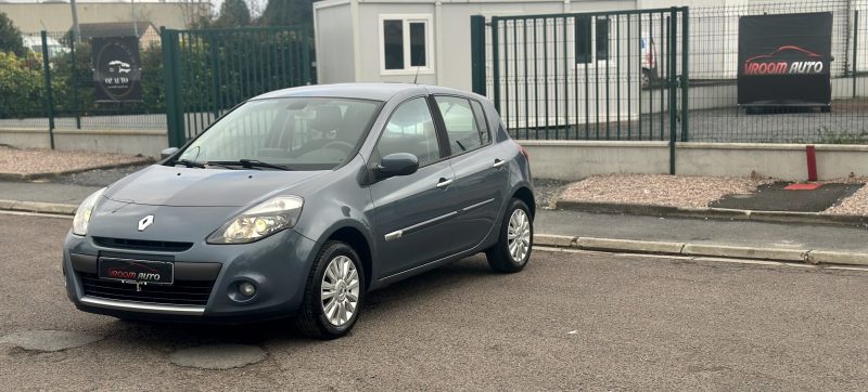 RENAULT CLIO 2010