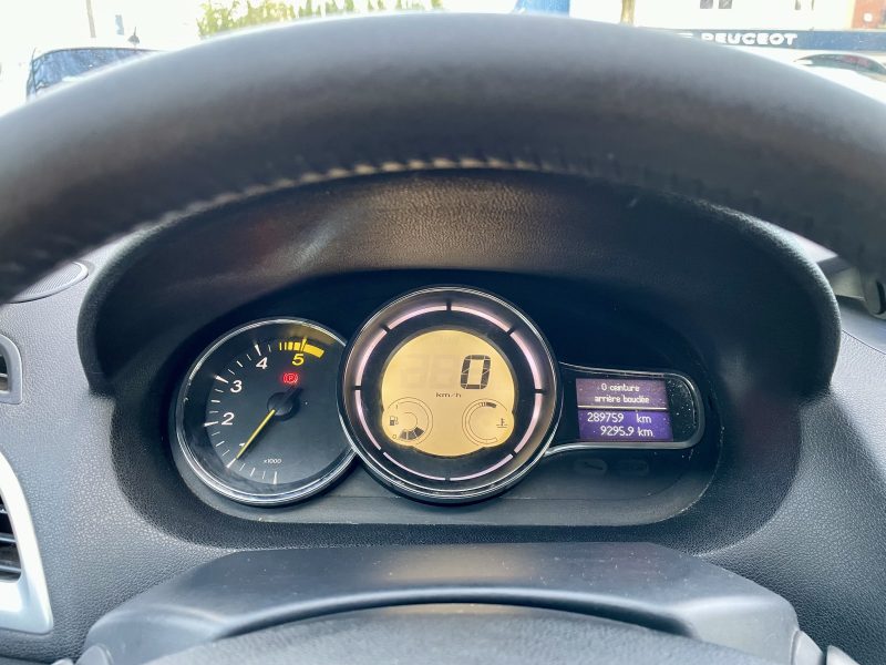 RENAULT MEGANE COUPE 2010