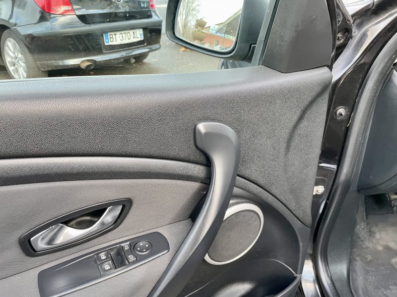 RENAULT MEGANE COUPE 2010