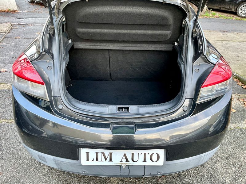 RENAULT MEGANE COUPE 2010