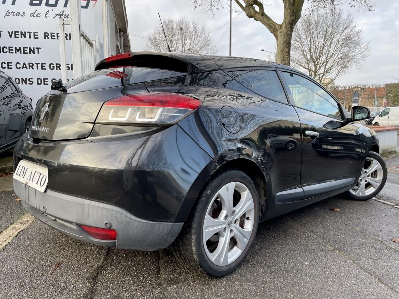 RENAULT MEGANE COUPE 2010