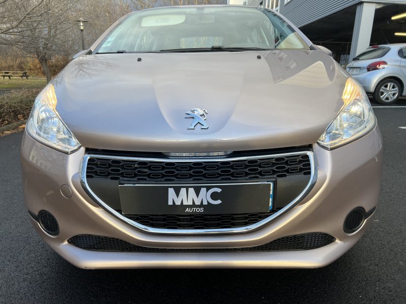 PEUGEOT 208 I 2014