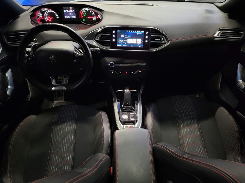 PEUGEOT 308 1.2 THP 130cv GT LINE /TOIT PANO+CAMERA+CAR PLAY+LECTURE PANNEAUX/