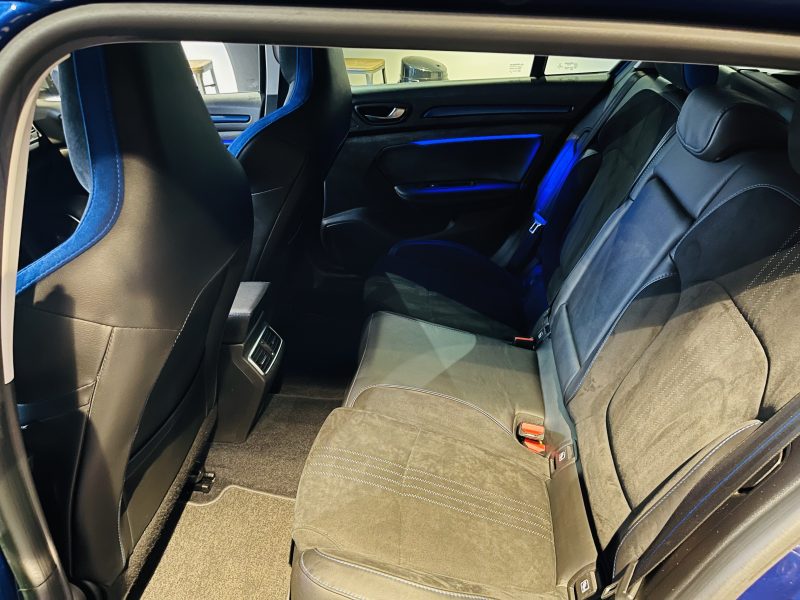 Model :MEGANE ESTATE Finition:1.6 205 GT 4CONTROL /BOSE/PARK ASSIST/ENTRETIEN COMPLET RENA