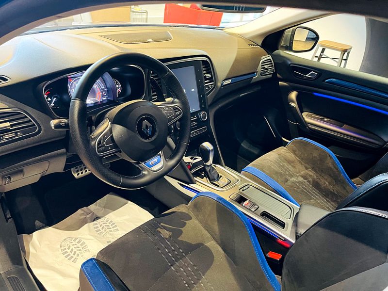 Model :MEGANE ESTATE Finition:1.6 205 GT 4CONTROL /BOSE/PARK ASSIST/ENTRETIEN COMPLET RENA