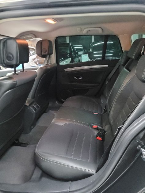 RENAULT LAGUNA III Grandtour 2.0 dCi 130 GT 4Control