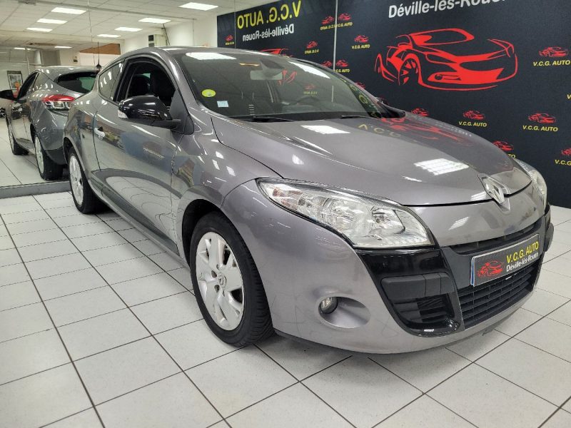 RENAULT MEGANE III CoupÃ© 2011 1.5 dCi 1461cm3 110cv