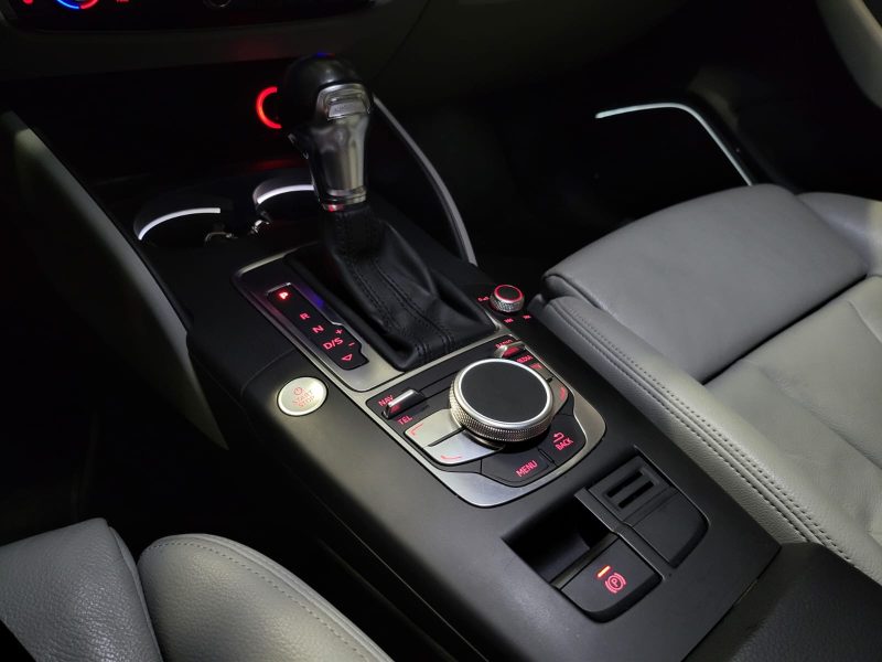 AUDI A3 SPORTBACK 1.4 TFSI E-TRON 204 cv BANG & OLUFSEN / KEYLESS / CAMERA / SUIVI COMPLET AUDI