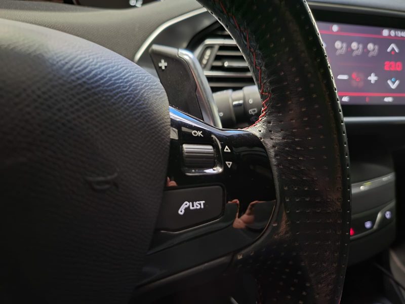 PEUGEOT 308 II 1.2 THP 130 cv GT LINE /CAMERA+CAR PLAY+REGULATEUR/