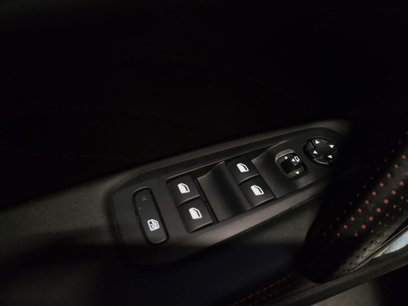 PEUGEOT 308 II 1.2 THP 130 cv GT LINE /CAMERA+CAR PLAY+REGULATEUR/