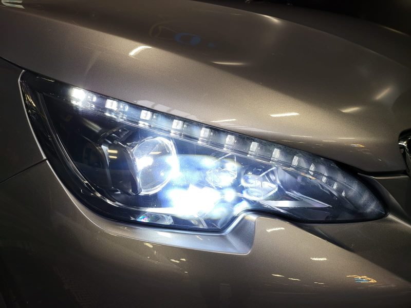 PEUGEOT 308 II 1.2 THP 130 cv GT LINE /CAMERA+CAR PLAY+REGULATEUR/