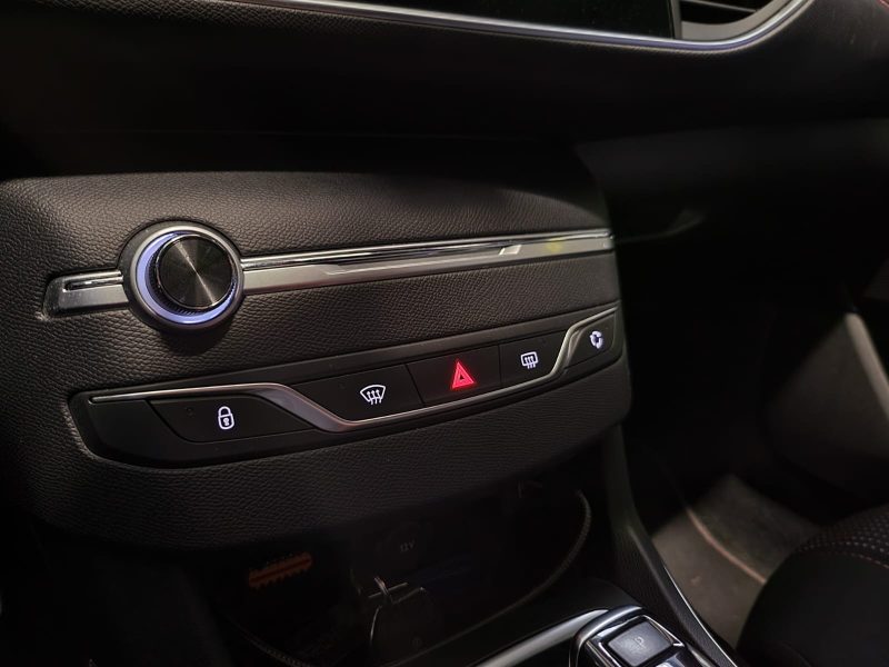 PEUGEOT 308 II 1.2 THP 130 cv GT LINE /CAMERA+CAR PLAY+REGULATEUR/