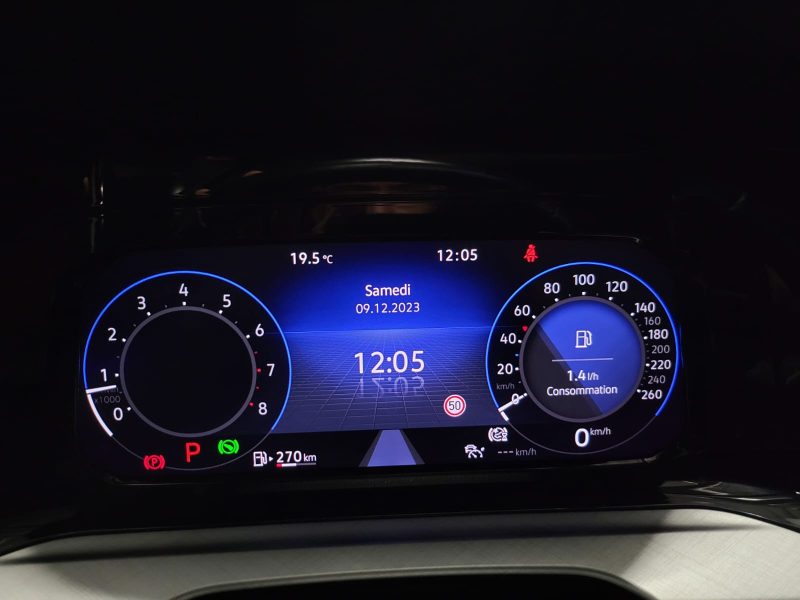 VOLKSWAGEN GOLF VIII 1.5 eTSI 150cv STYLE SUREQUIPEE