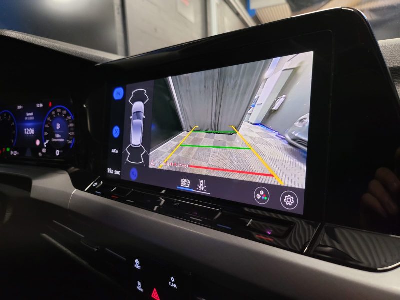 VOLKSWAGEN GOLF VIII 1.5 eTSI 150cv STYLE SUREQUIPEE