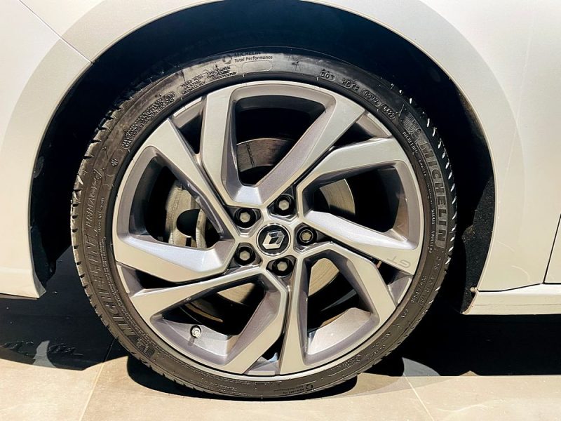 RENAULT MEGANE ESTATE GT 205 EDC 