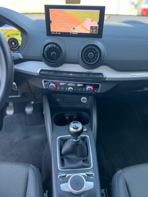 AUDI Q2 2017 1.4 TFSI 150CV / Virtual Cockpit / Carnet Audi / Révisée 