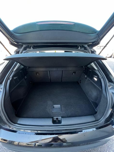 AUDI Q2 2017 1.4 TFSI 150CV / Virtual Cockpit / Carnet Audi / Révisée 