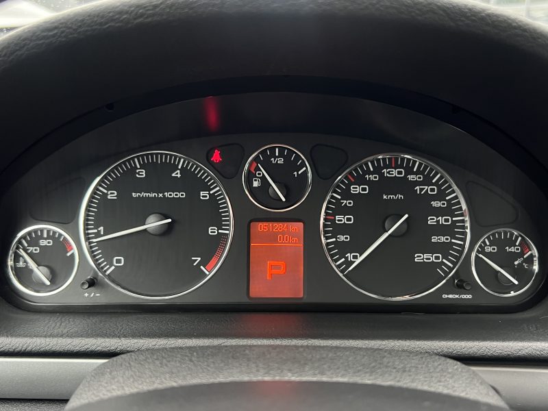 PEUGEOT 407 BERLINE 2.0 136 Cv BOITE AUTOMATIQUE 50 300 Kms ORIGINE FRANCE - GARANTIE 6 MOIS